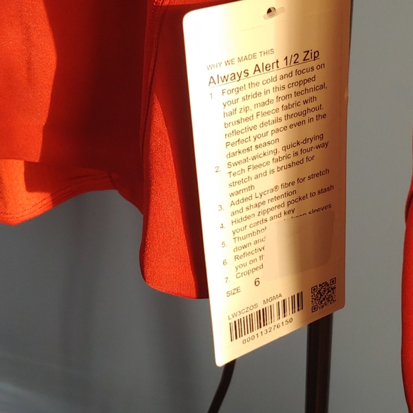 NWT Lululemon always alert 1/2 zip size 6 - Picture 4 of 12
